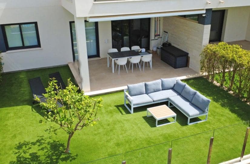 Apartamento de 2 habitaciones en Pilar de la Horadada en venta con piscina garaje - 354.000 € (Ref: 9764862)