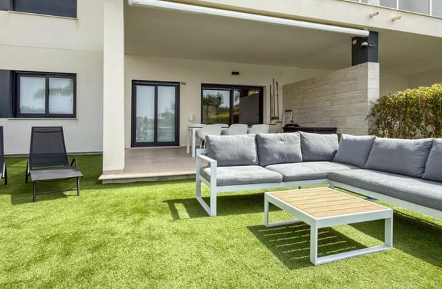 Apartamento de 2 habitaciones en Pinar de Campoverde, Pilar de la Horadada en venta con piscina garaje - 354.000 € (Ref: 9764862)