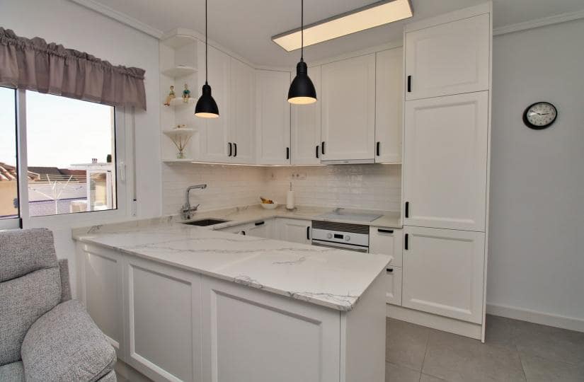 3 soveværelse Villa til salg i Orihuela Costa med swimmingpool garage - € 499.000 (Ref: 9764863)