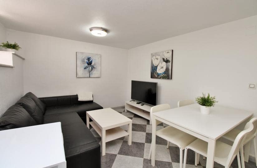 3 soveværelse Villa til salg i Orihuela Costa med swimmingpool garage - € 499.000 (Ref: 9764863)