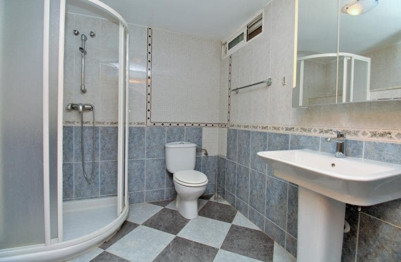 3 soveværelse Villa til salg i Orihuela Costa med swimmingpool garage - € 499.000 (Ref: 9764863)