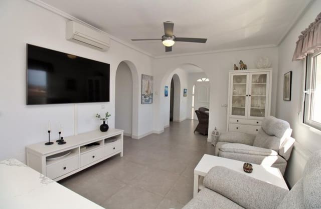 3 soveværelse Villa til salg i Blue Lagoon med swimmingpool garage - € 499.000 (Ref: 9764863)