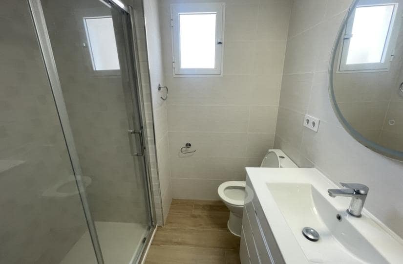 Appartement à vendre à Torrevieja avec piscine garage - 105 000 € (Ref: 9764864)