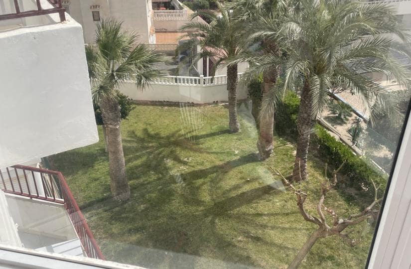 Appartement à vendre à Torrevieja avec piscine garage - 105 000 € (Ref: 9764864)