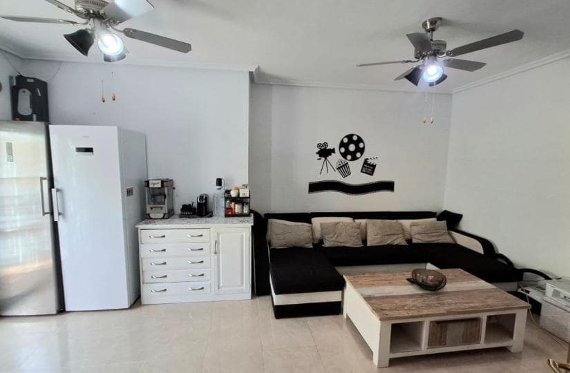 4 makuuhuone Huvila myytävänä paikassa Dona Pepa mukana 
autotalli - 395 000 € (Ref: 9764865)