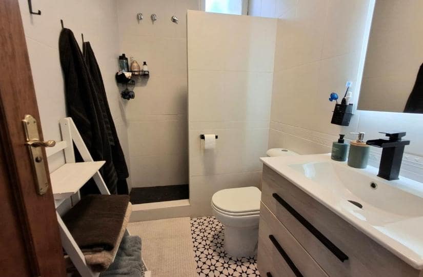 4 makuuhuone Huvila myytävänä paikassa Dona Pepa mukana 
autotalli - 395 000 € (Ref: 9764865)