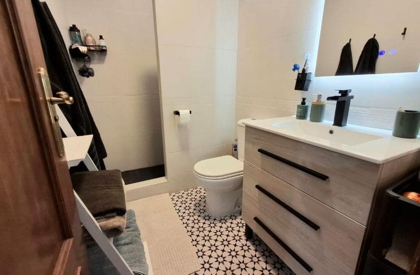 4 makuuhuone Huvila myytävänä paikassa Dona Pepa mukana 
autotalli - 395 000 € (Ref: 9764865)