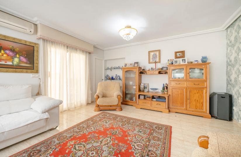 4 sypialnia Dom na sprzedaż w El Moncayo z basenem garażem - 395 000 € (Ref: 9772750)