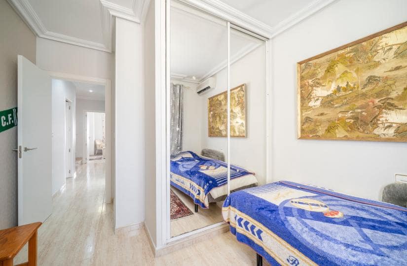 4 sypialnia Dom na sprzedaż w El Moncayo z basenem garażem - 395 000 € (Ref: 9772750)