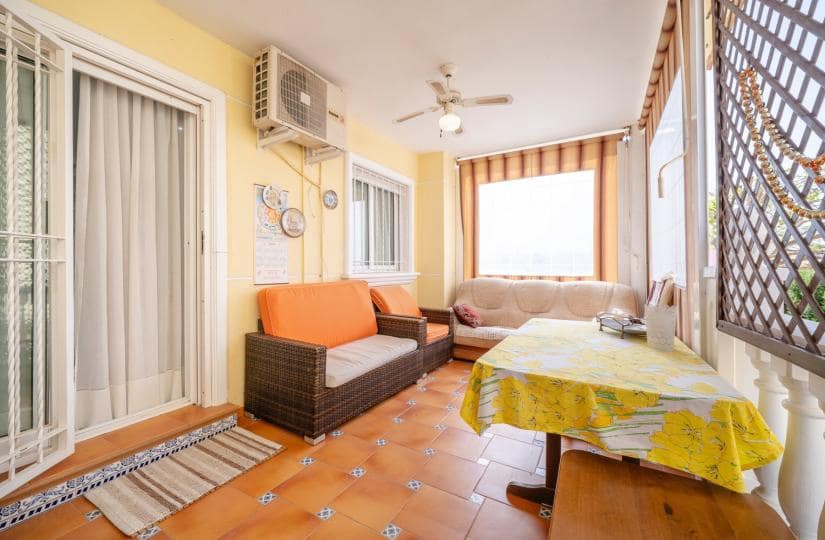 4 sypialnia Dom na sprzedaż w El Moncayo z basenem garażem - 395 000 € (Ref: 9772750)