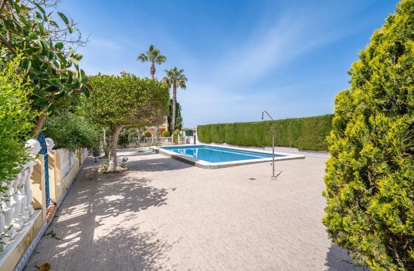 4 sypialnia Dom na sprzedaż w El Moncayo z basenem garażem - 395 000 € (Ref: 9772750)