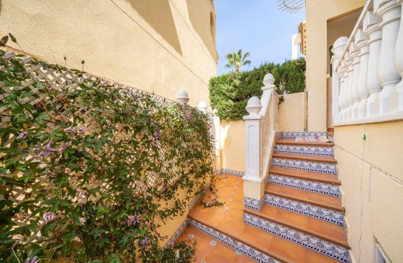 4 sypialnia Dom na sprzedaż w El Moncayo z basenem garażem - 395 000 € (Ref: 9772750)