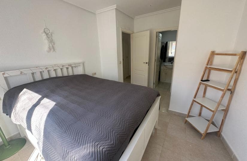 2 sypialnia Apartament na sprzedaż w Jacarilla z basenem garażem - 90 000 € (Ref: 9772751)