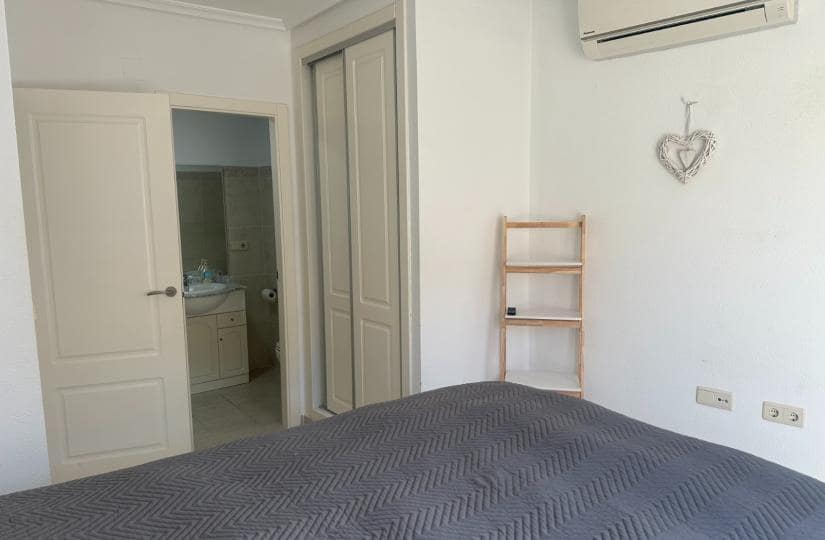 2 sypialnia Apartament na sprzedaż w Jacarilla z basenem garażem - 90 000 € (Ref: 9772751)