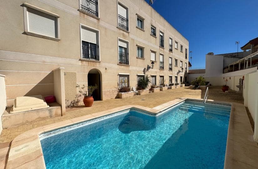 2 sypialnia Apartament na sprzedaż w Jacarilla z basenem garażem - 90 000 € (Ref: 9772751)