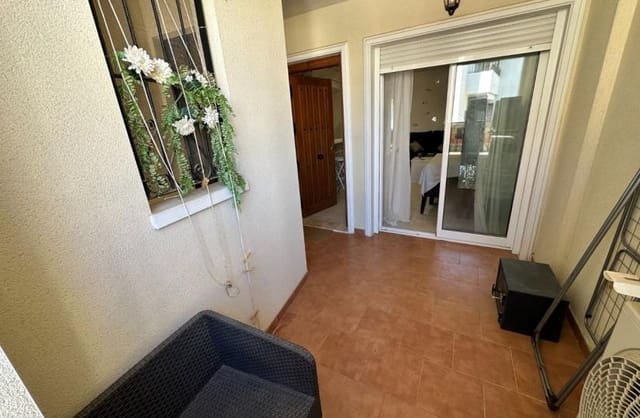 2 bedroom Apartment for sale in Jacarilla with pool garage - € 90,000 (Ref: 9772751)