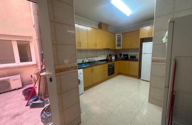 4 sovrum Lägenhet till salu i Jacarilla med pool - 145 000 € (Ref: 9772828)