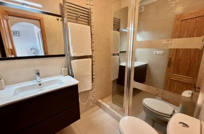 2 bedroom Apartment for sale in Los Montesinos with pool - € 145,000 (Ref: 9772829)