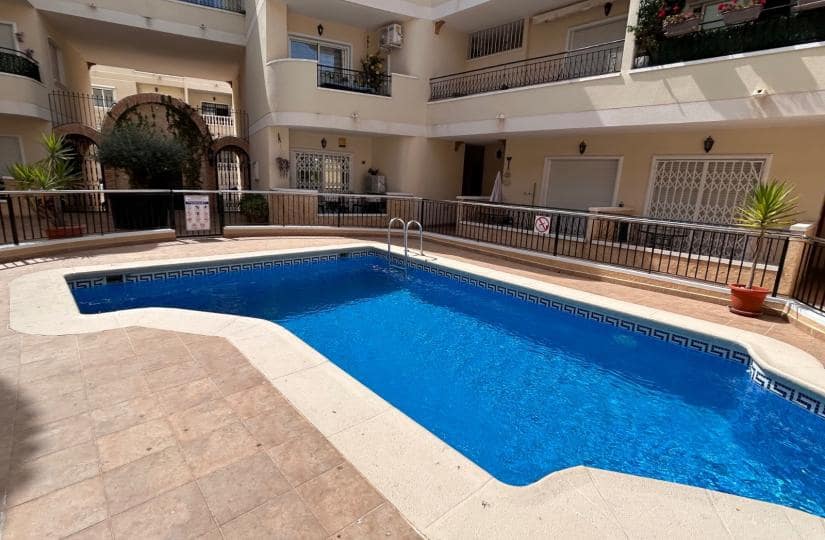2 bedroom Apartment for sale in Jacarilla with pool garage - € 108,000 (Ref: 9776830)
