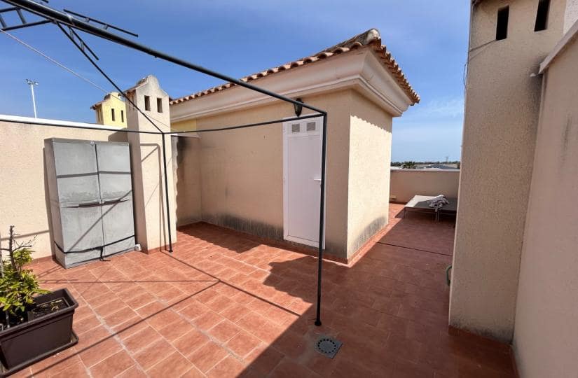 2 bedroom Apartment for sale in Jacarilla with pool garage - € 108,000 (Ref: 9776830)