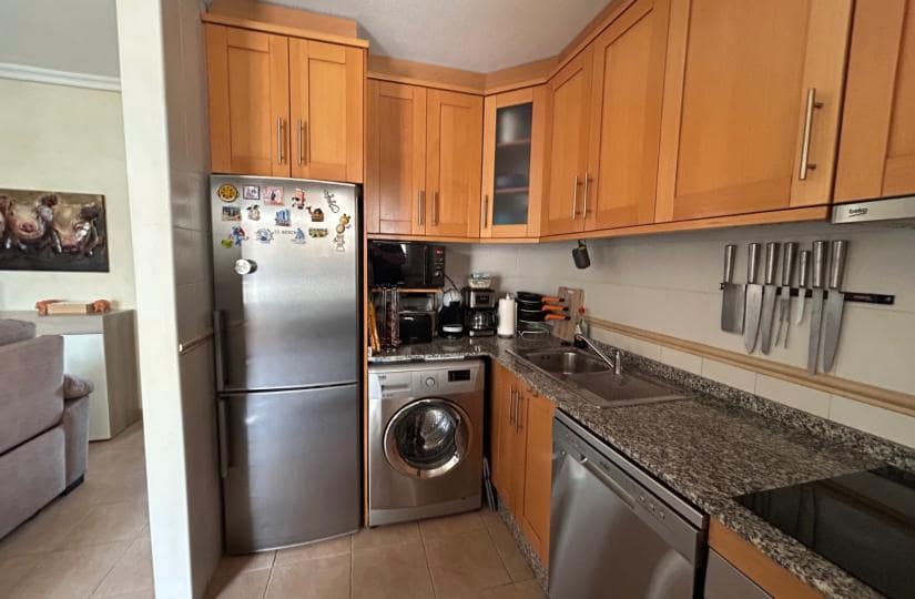 2 bedroom Apartment for sale in Jacarilla with pool garage - € 108,000 (Ref: 9776830)