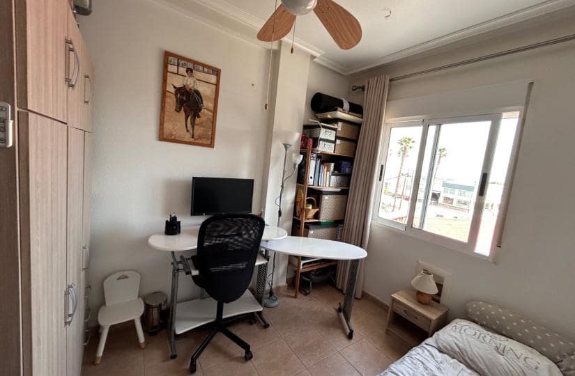 2 bedroom Apartment for sale in Jacarilla with pool garage - € 108,000 (Ref: 9776830)