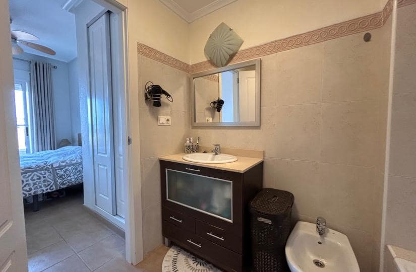 2 bedroom Apartment for sale in Jacarilla with pool garage - € 108,000 (Ref: 9776830)