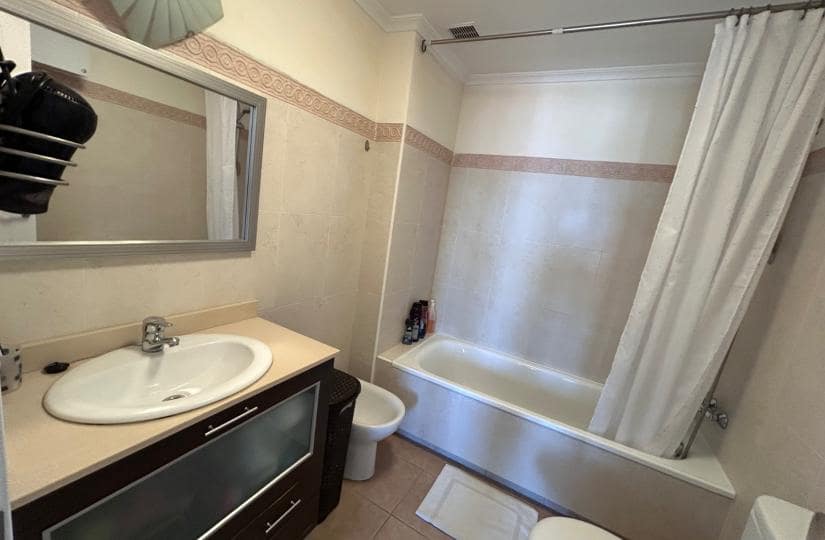 2 bedroom Apartment for sale in Jacarilla with pool garage - € 108,000 (Ref: 9776830)