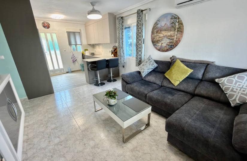 3 sypialnia Willa na sprzedaż w Ciudad Quesada z garażem - 285 000 € (Ref: 9777574)