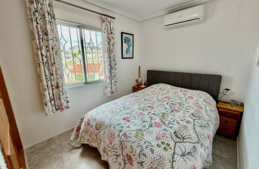 3 sypialnia Willa na sprzedaż w Ciudad Quesada z garażem - 285 000 € (Ref: 9777574)