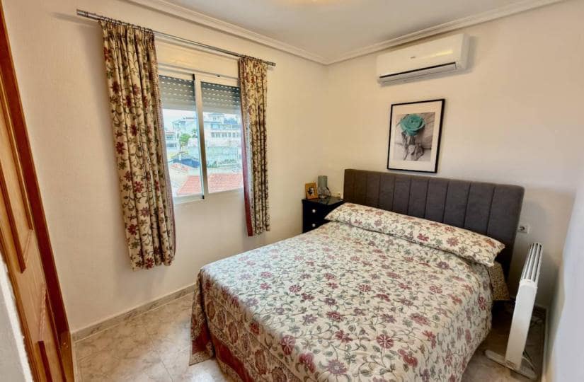 3 sypialnia Willa na sprzedaż w Ciudad Quesada z garażem - 285 000 € (Ref: 9777574)