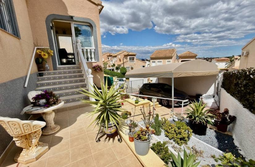 3 sypialnia Willa na sprzedaż w Ciudad Quesada z garażem - 285 000 € (Ref: 9777574)