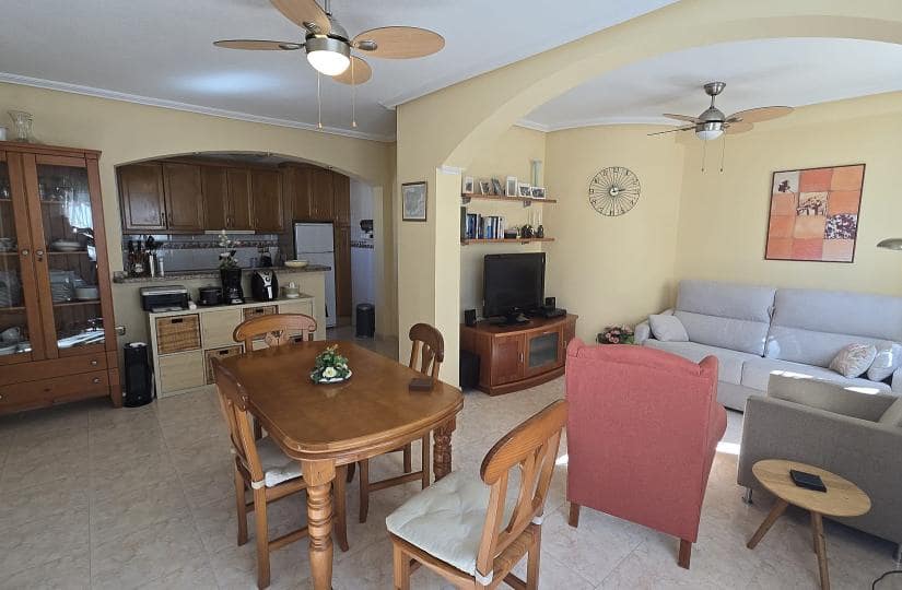 2 slaapkamer Halfvrijstaande villa te koop in Orihuela Costa met zwembad garage - € 265.000 (Ref: 9780056)