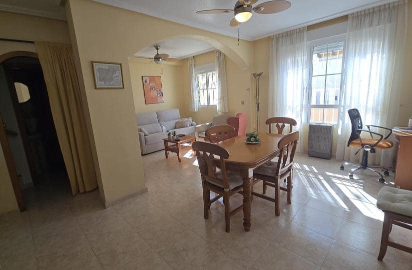 2 slaapkamer Halfvrijstaande villa te koop in Orihuela Costa met zwembad garage - € 265.000 (Ref: 9780056)