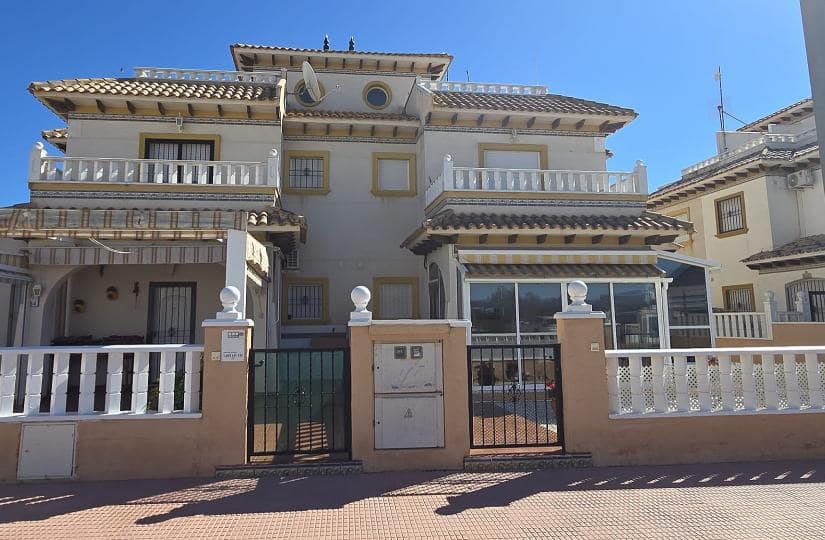 2 slaapkamer Halfvrijstaande villa te koop in Orihuela Costa met zwembad garage - € 265.000 (Ref: 9780056)
