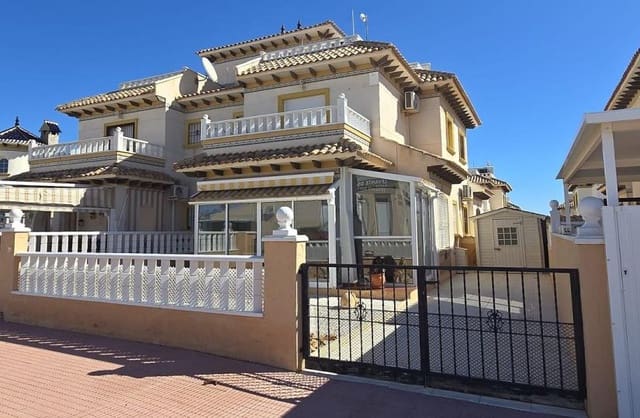 2 slaapkamer Halfvrijstaande villa te koop in Lomas de Cabo Roig - Los Dolses, Orihuela met zwembad garage - € 265.000 (Ref: 9780056)