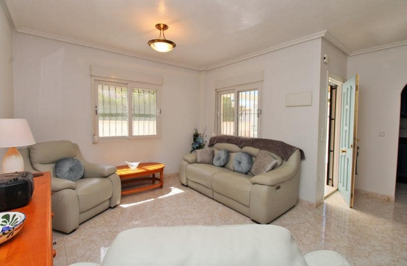 3 chambre Villa/Maison Semi-Mitoyenne à vendre à Playa Flamenca avec piscine - 249 950 € (Ref: 9780057)