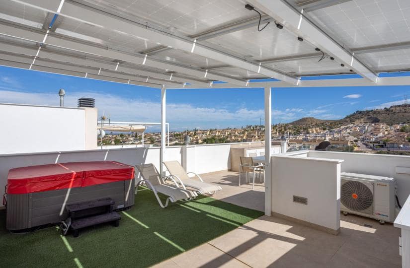 3 bedroom Villa for sale in Benijofar with pool garage - € 429,000 (Ref: 9795748)