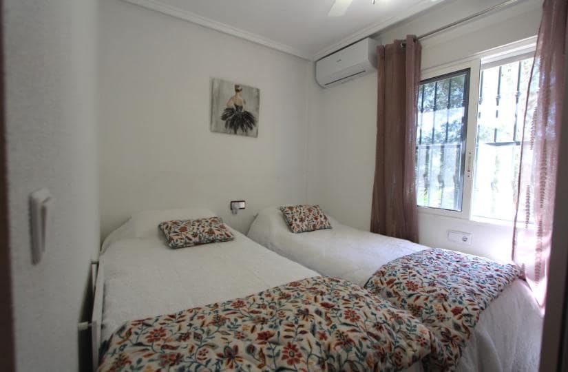 2 slaapkamer Appartement te koop in Algorfa met zwembad garage - € 125.000 (Ref: 9795749)