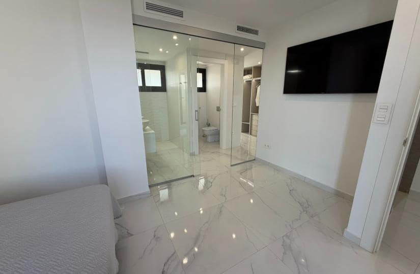 3 bedroom Villa for sale in Pueblo Bravo with pool garage - € 399,900 (Ref: 9800483)