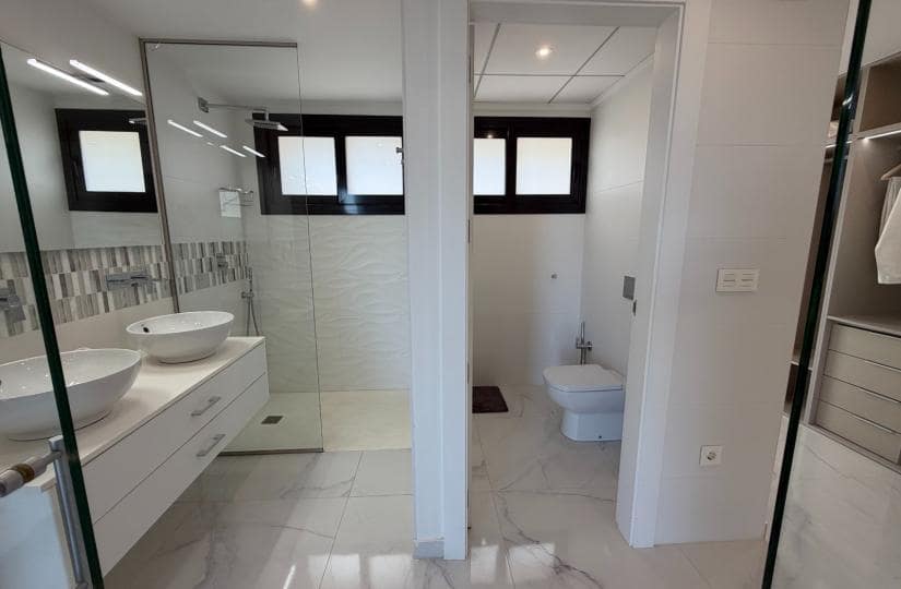 3 bedroom Villa for sale in Pueblo Bravo with pool garage - € 399,900 (Ref: 9800483)