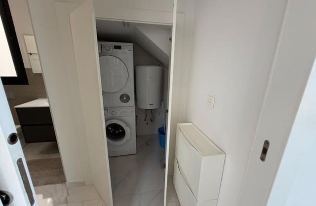 3 bedroom Villa for sale in Pueblo Bravo, Rojales with pool garage - € 399,900 (Ref: 9800483)