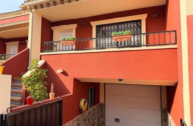 3 Zimmer Haus zu verkaufen in Catral mit Garage - 215.000 € (Ref: 9803851)