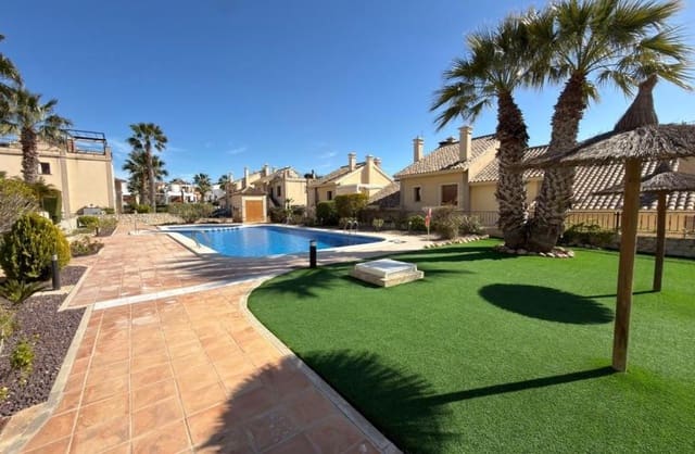 2 soveværelse Semi-Rækkehus til salg i Algorfa med swimmingpool garage - € 234.900 (Ref: 9805875)