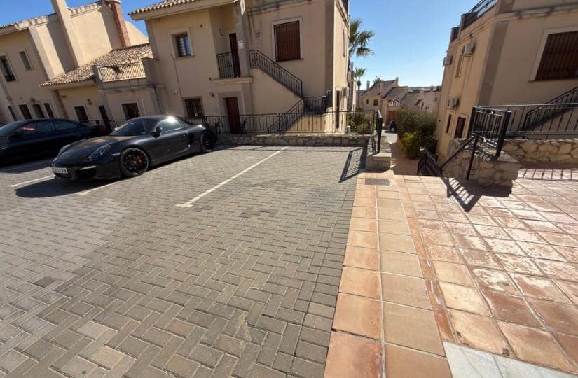 2 soveværelse Semi-Rækkehus til salg i Algorfa med swimmingpool garage - € 234.900 (Ref: 9805875)