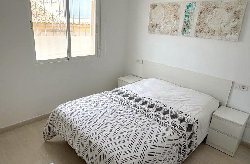 2 chambre Villa/Maison Semi-Mitoyenne à vendre à Ciudad Quesada avec piscine garage - 199 995 € (Ref: 9810438)