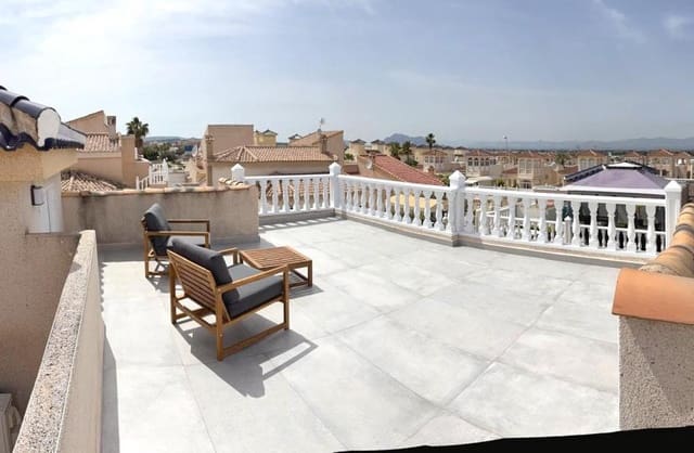 2 sovrum Semi-fristående Villa till salu i Ciudad Quesada, Rojales med pool garage - 199 995 € (Ref: 9810438)