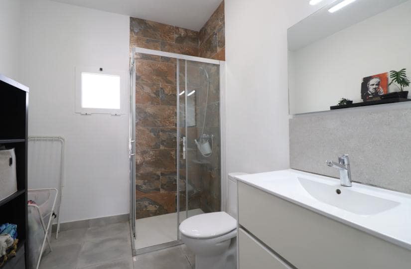 2 soveværelse Bungalow til salg i Benijofar med swimmingpool - € 199.950 (Ref: 9810439)