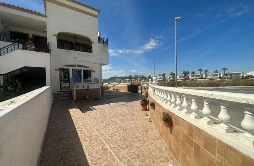 2 bedroom Apartment for sale in Vistabella with pool garage - € 140,000 (Ref: 9819793)