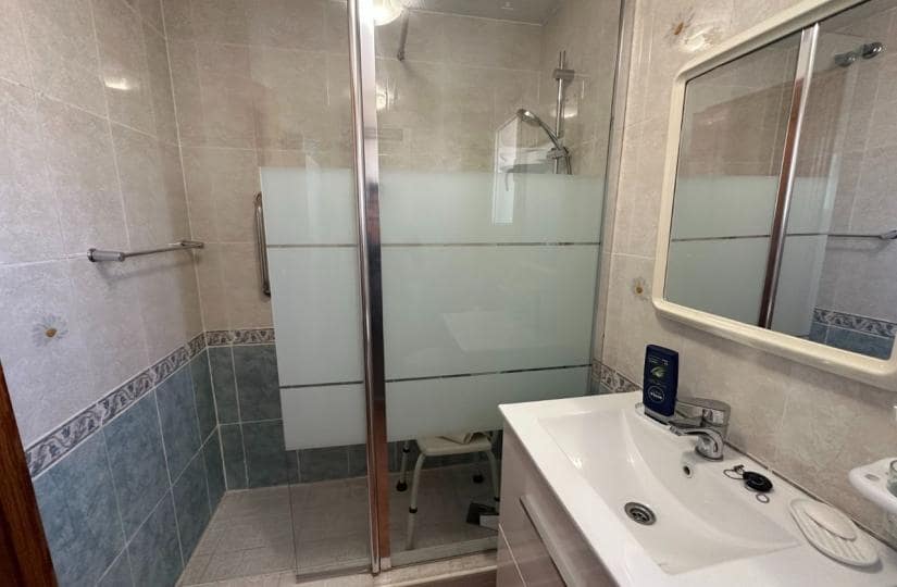 2 bedroom Apartment for sale in Vistabella with pool garage - € 140,000 (Ref: 9819793)